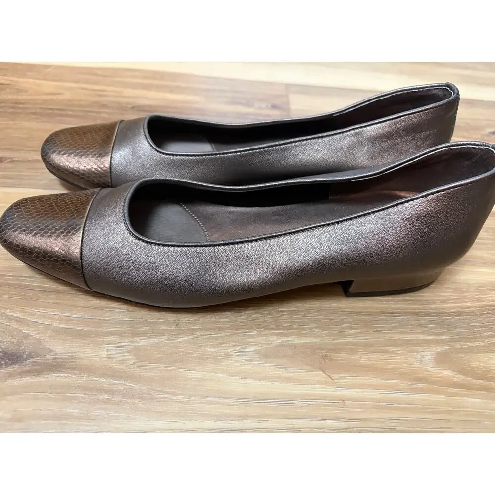 Vaneli Bronze Metallic Cap Toe Leather Flats Size 6 Snake Embossed Comfort Shoes